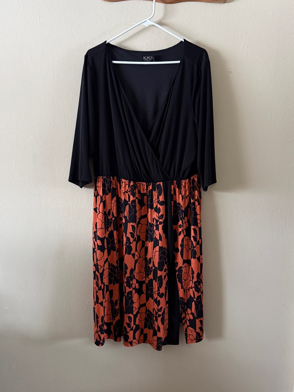 IGIGI Black Burnt Orange Floral V Neckline Faux Wrap Midi Dress Size 18/20